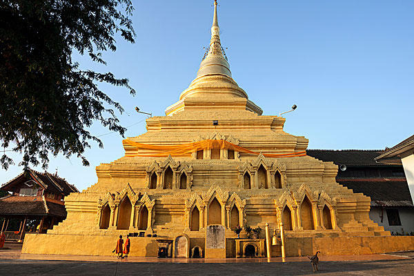 缅甸掸邦金三角广场大型喷泉工程1998年
